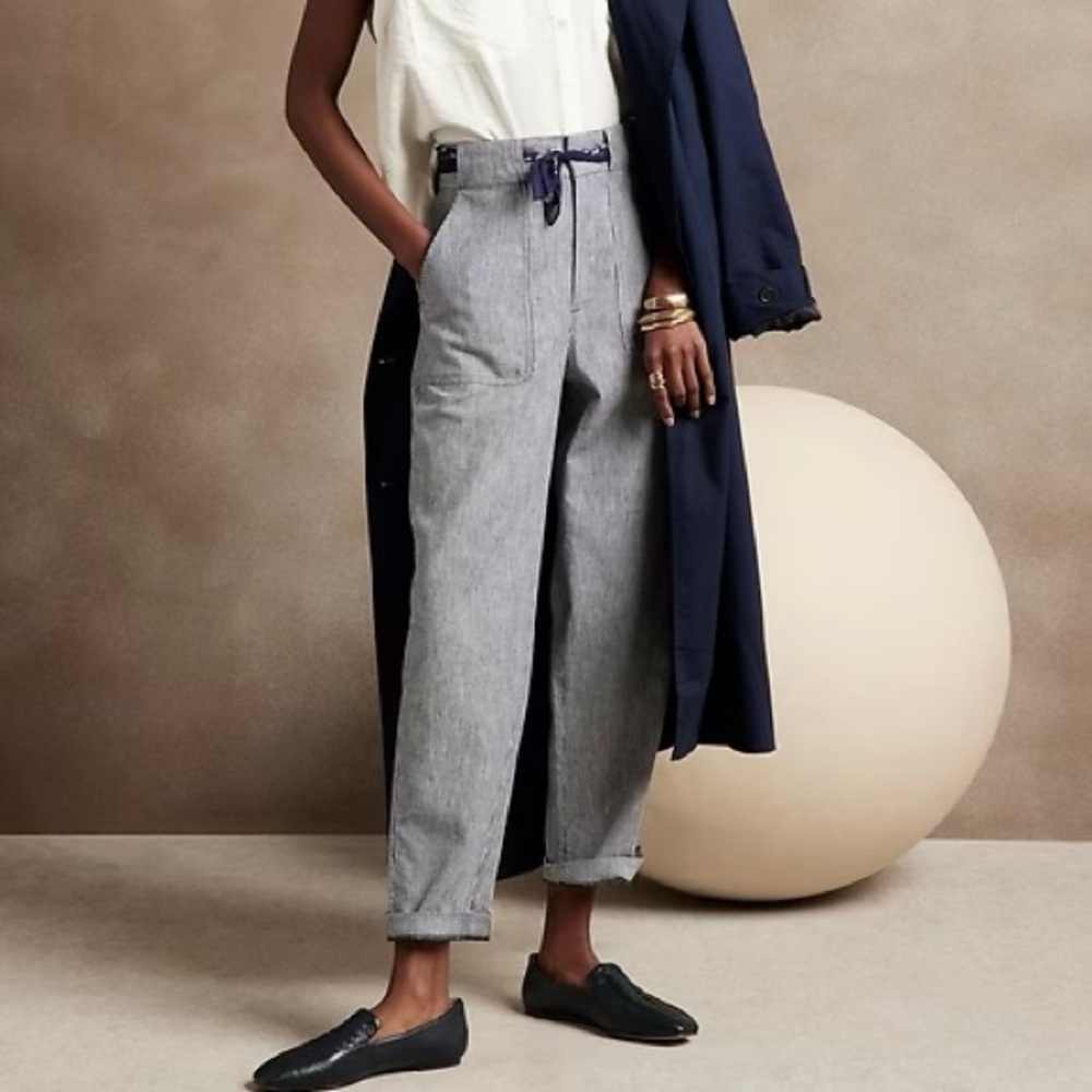 Banana Republic Factory Linen-Blend Pant in Navy Mini-Stripe